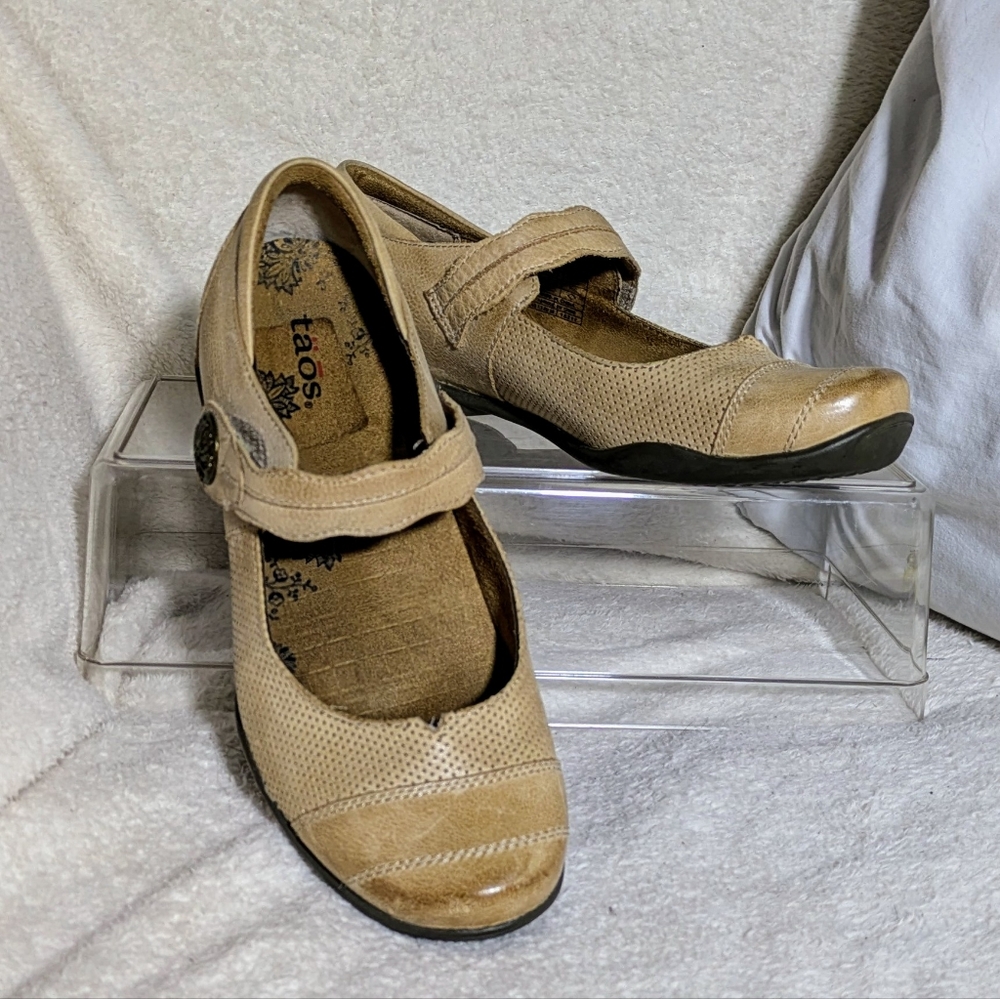 Women's Taos Bravo Mary Jane Leather Tan Adjustable Comfort Insert Boho Sz 7.5